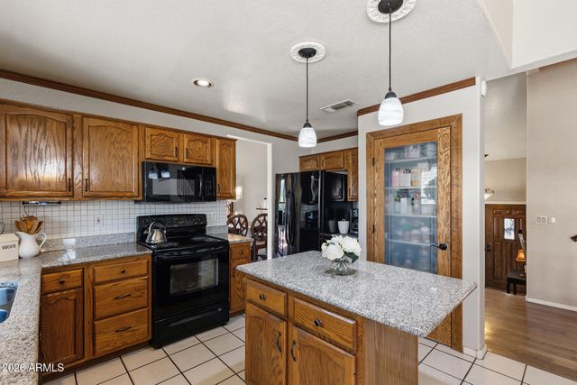 6006 W VILLA MARIA Drive, Glendale, AZ 85308