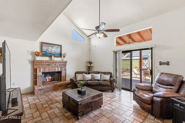 6006 W VILLA MARIA Drive, Glendale, AZ 85308