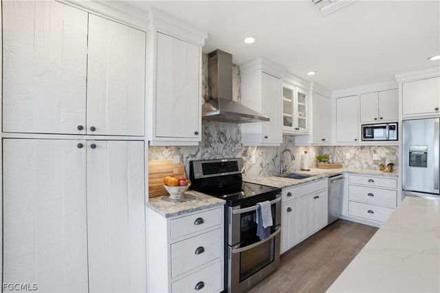 7731 Bocilla LN 10, Bokeelia, FL 33922