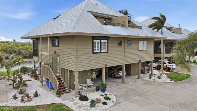 7731 Bocilla LN 10, Bokeelia, FL 33922