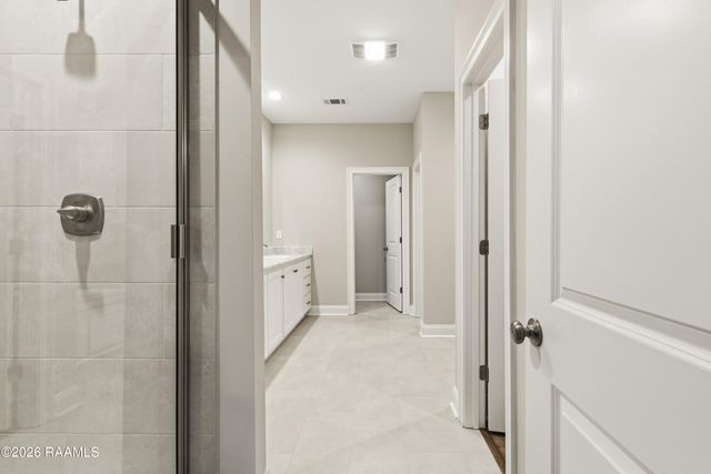 125 Crooked Pine Lane, Scott, LA 70583