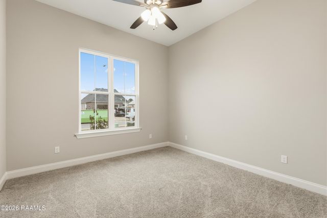 125 Crooked Pine Lane, Scott, LA 70583