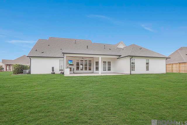 11370 River Reid Crossing, Geismar, LA 70734