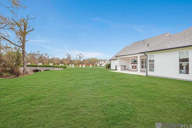 11370 River Reid Crossing, Geismar, LA 70734