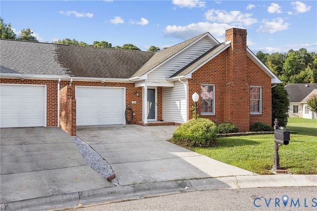 419 Stone Hearth Ct, Hopewell, VA 23860