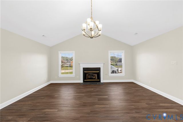 419 Stone Hearth Ct, Hopewell, VA 23860
