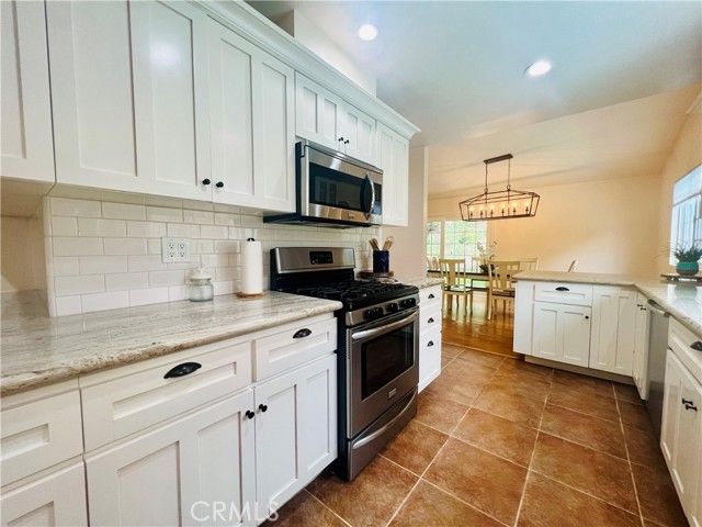 5309 Lockhurst Drive, Woodland Hills (los Angeles), CA 91367