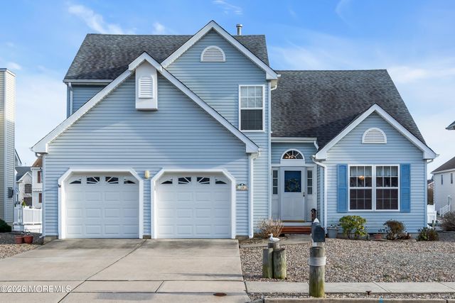 18 Peaksail Drive, Bayville, NJ 08721