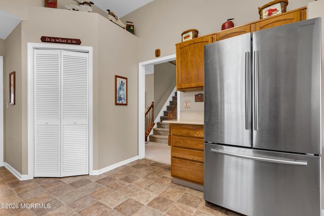 18 Peaksail Drive, Bayville, NJ 08721