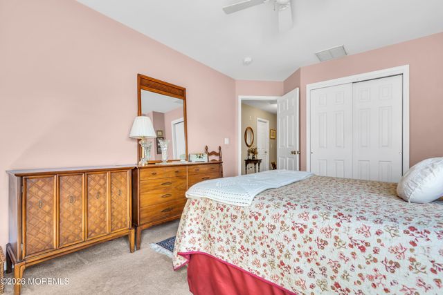 18 Peaksail Drive, Bayville, NJ 08721