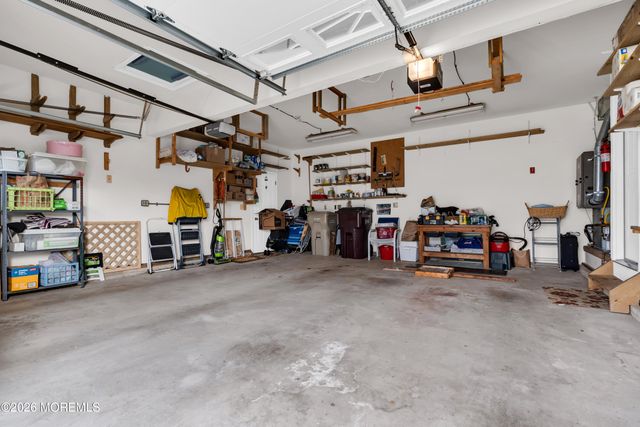 18 Peaksail Drive, Bayville, NJ 08721