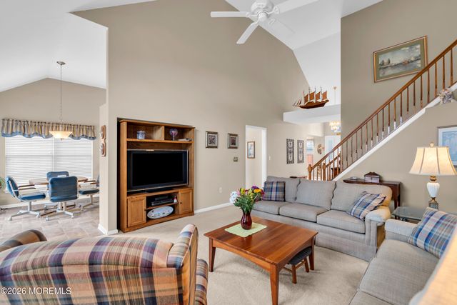 18 Peaksail Drive, Bayville, NJ 08721