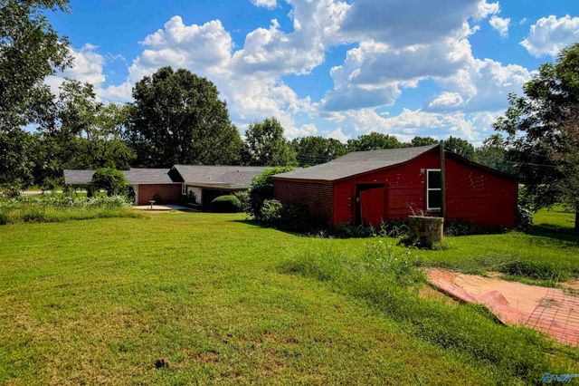 17169 County Road 460, Moulton, AL 35650