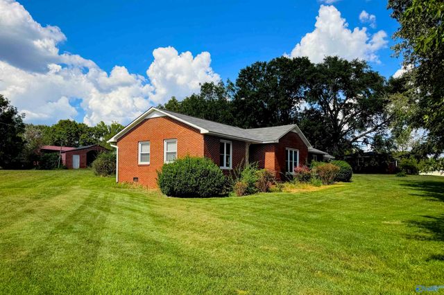 17169 County Road 460, Moulton, AL 35650