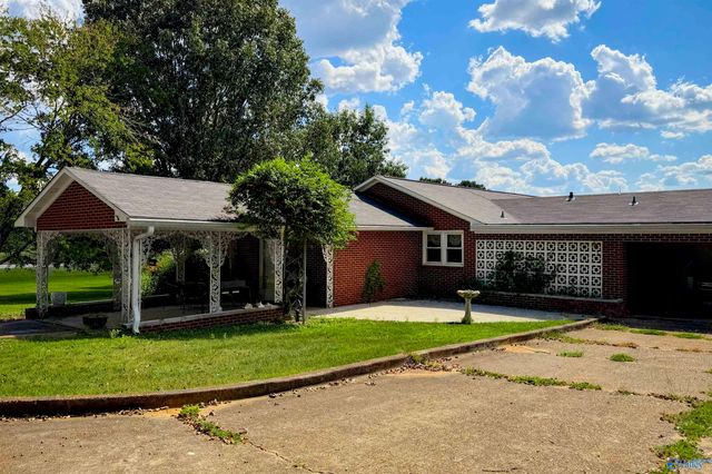 17169 County Road 460, Moulton, AL 35650