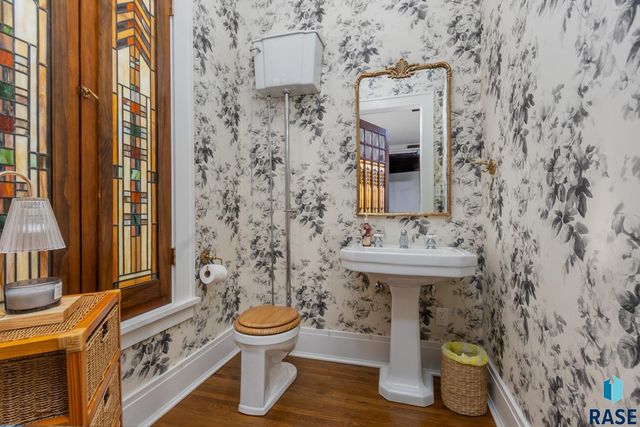 118 W 19th St Street, Sioux Falls, SD 57105