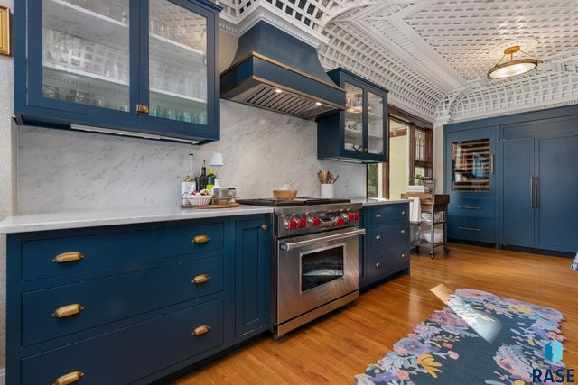 118 W 19th St Street, Sioux Falls, SD 57105