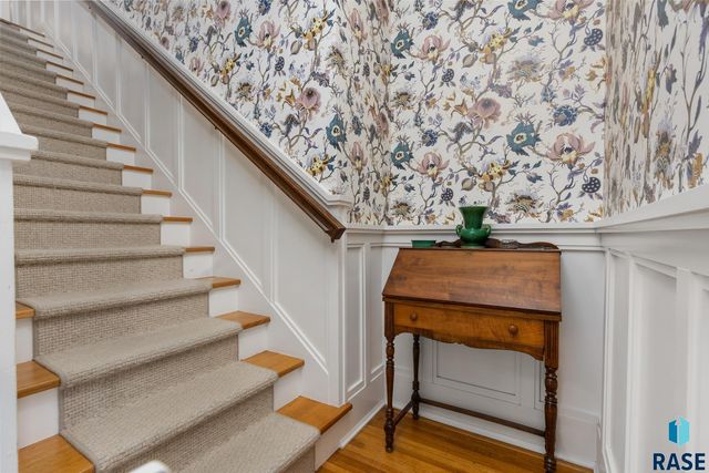 118 W 19th St Street, Sioux Falls, SD 57105