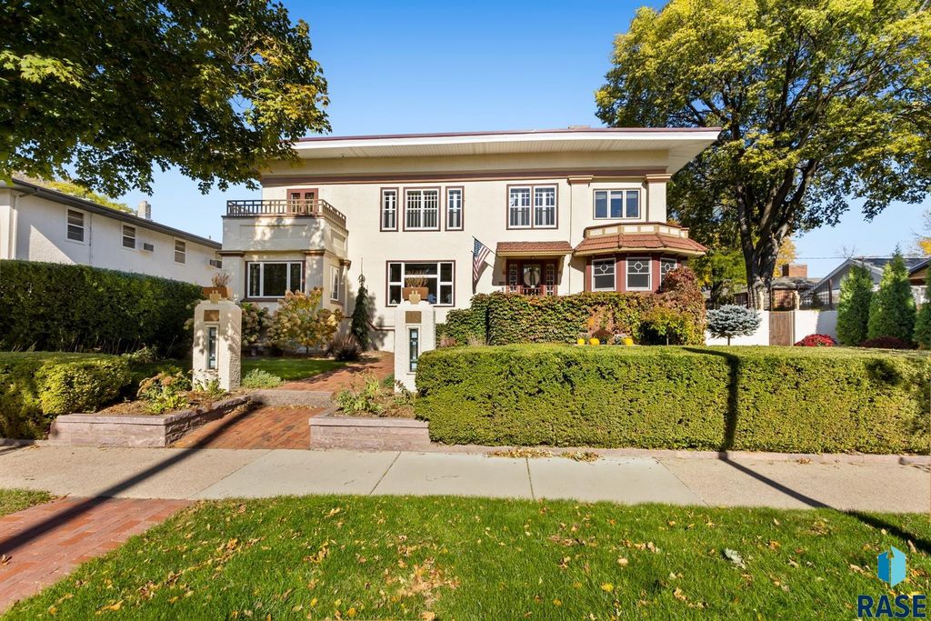 118 W 19th St Street, Sioux Falls, SD 57105