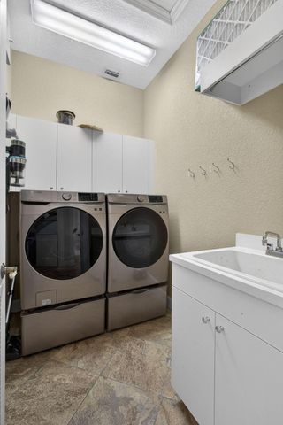 10415 St Germain Court, Wellington, FL 33449