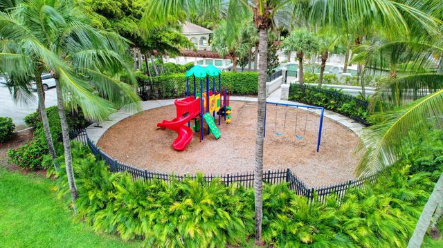 10415 St Germain Court, Wellington, FL 33449