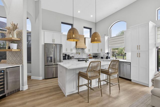 10415 St Germain Court, Wellington, FL 33449