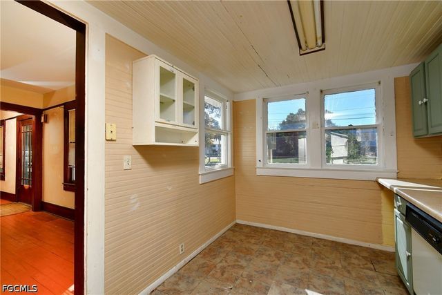 3381 Edgewood AVE, Fort Myers, FL 33916