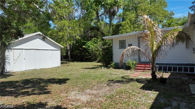 3381 Edgewood AVE, Fort Myers, FL 33916