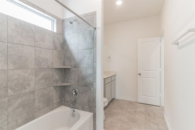 231 Rioja, Kyle, TX 78640