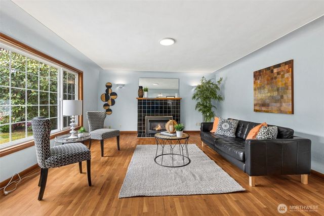 1529 22nd Avenue SE, Olympia, WA 98501
