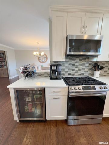 1332 N INDEPENDENCE Court, Germantown Hills, IL 61548