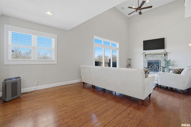 1332 N INDEPENDENCE Court, Germantown Hills, IL 61548