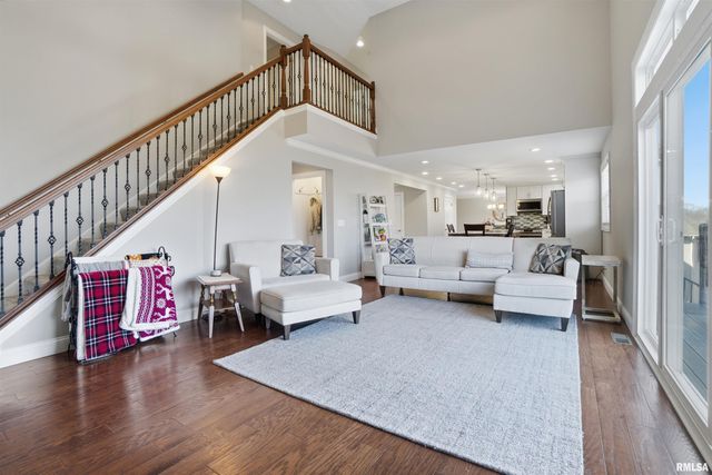 1332 N INDEPENDENCE Court, Germantown Hills, IL 61548