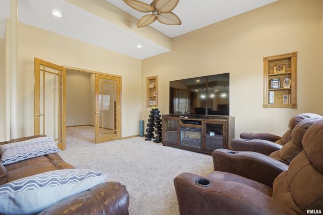 1332 N INDEPENDENCE Court, Germantown Hills, IL 61548