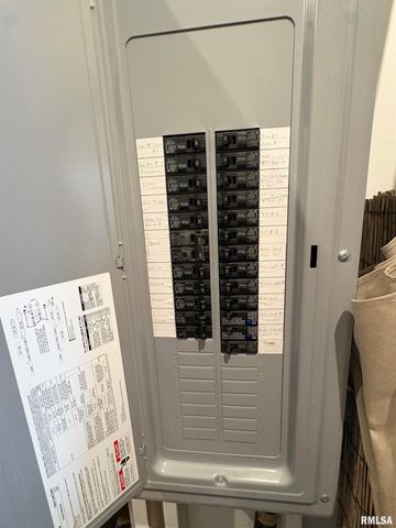 1332 N INDEPENDENCE Court, Germantown Hills, IL 61548