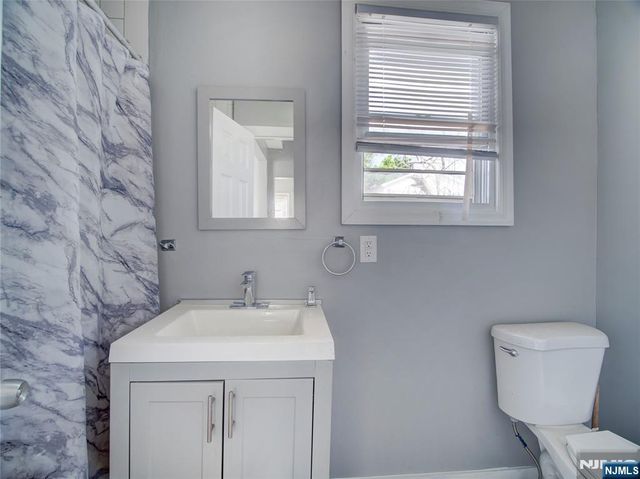 54 4th Street, Paterson, NJ 07522