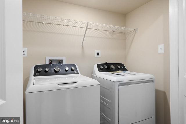 105 VICTORY LN., Hedgesville, WV 25427