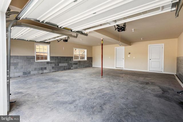 105 VICTORY LN., Hedgesville, WV 25427