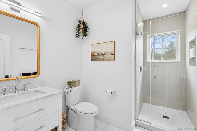 8 Sweetgrass Road, Westhampton, NY 11977