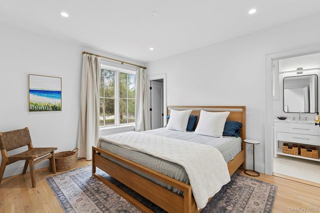 8 Sweetgrass Road, Westhampton, NY 11977