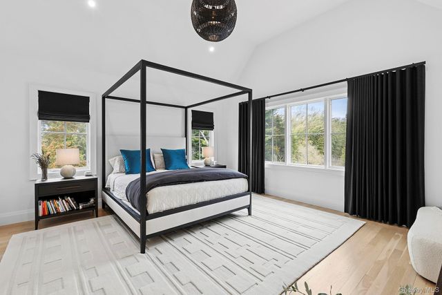 8 Sweetgrass Road, Westhampton, NY 11977