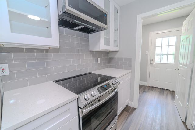 809 Wilcox Street, Mckinney, TX 75069