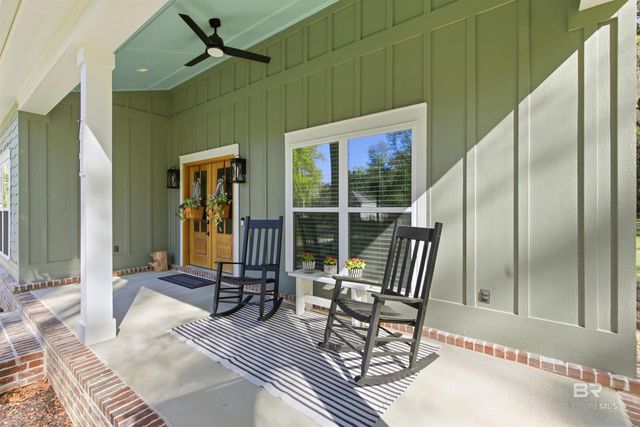 711 Deer Avenue, Daphne, AL 36526