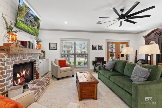 711 Deer Avenue, Daphne, AL 36526