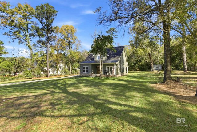 711 Deer Avenue, Daphne, AL 36526