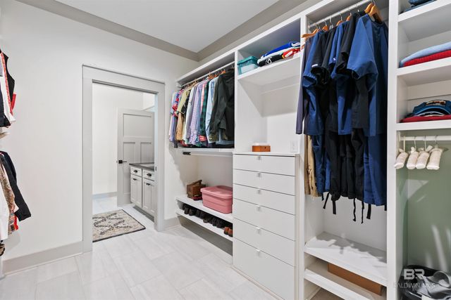 711 Deer Avenue, Daphne, AL 36526