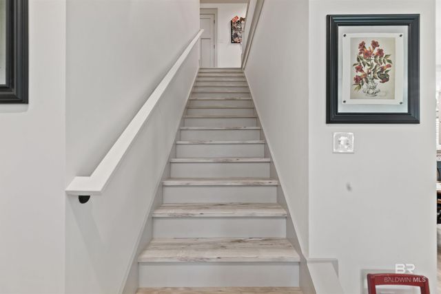 711 Deer Avenue, Daphne, AL 36526