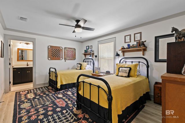 711 Deer Avenue, Daphne, AL 36526