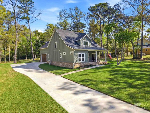 711 Deer Avenue, Daphne, AL 36526