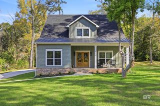 711 Deer Avenue, Daphne, AL 36526